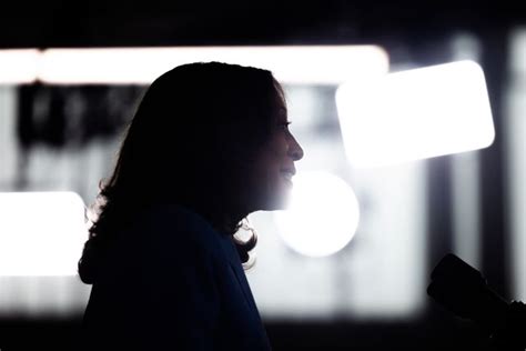 Kamala Harris spricht über Pläne, Trumps Attacken – und einen .